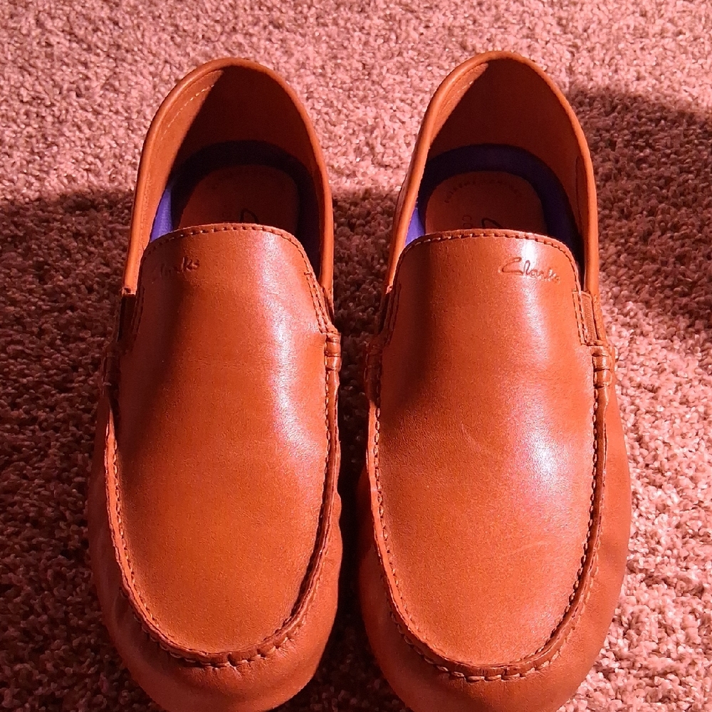 Brand new/never worn Clarks Men's Tan Loafers size 10.5